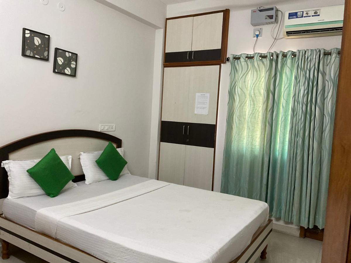 Fiesta House Pallikaranai Chennai Dış mekan fotoğraf